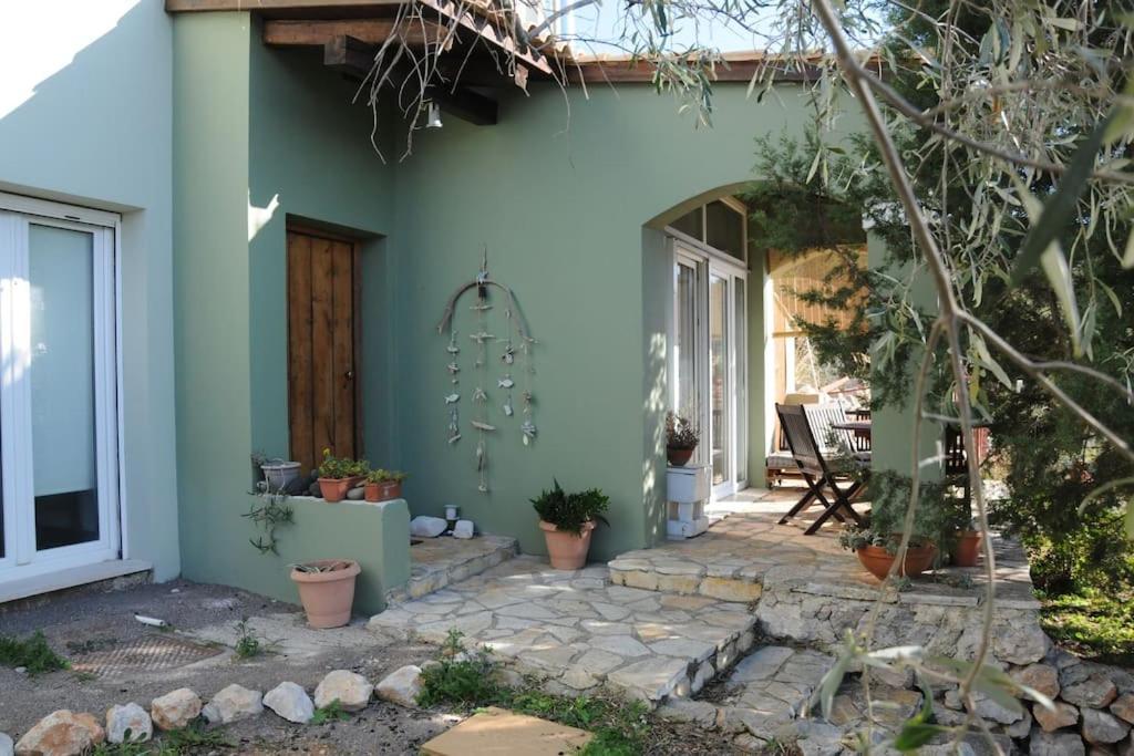 Melolia Estate Apartment Thebes Exterior photo